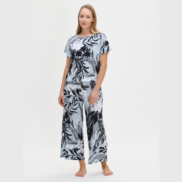 Nanso | Pyama met korte mouw en lange broek | Puutarha 01-28858