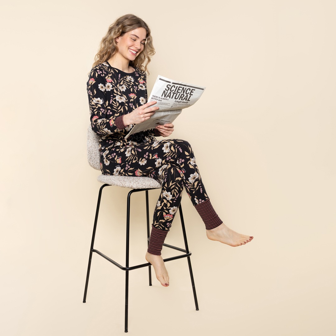 Charlie Choe | Lounge Broek | Bloemen Zwart | M61102-38 - Afbeelding 2